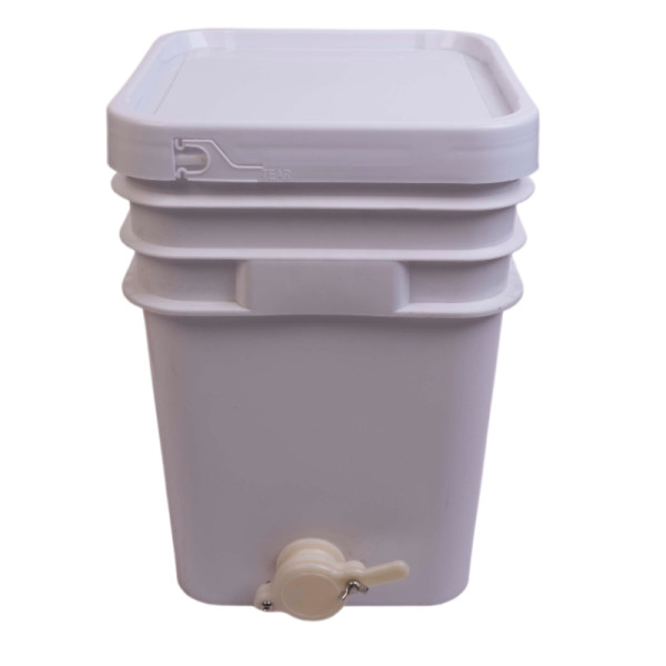 Nádoba na med plast biela štvorcová 30kg